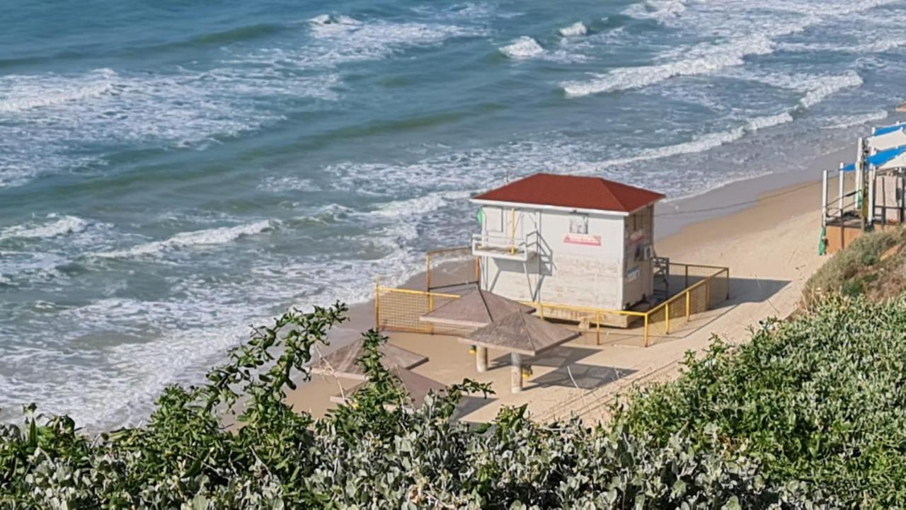 Magic On The Sea-Suites With A Private Jacuzzi And A Private Sea View Netanya Ngoại thất bức ảnh