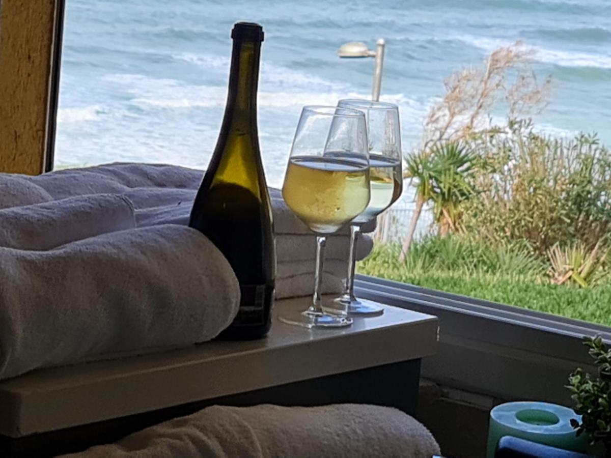 Magic On The Sea-Suites With A Private Jacuzzi And A Private Sea View Netanya Phòng bức ảnh