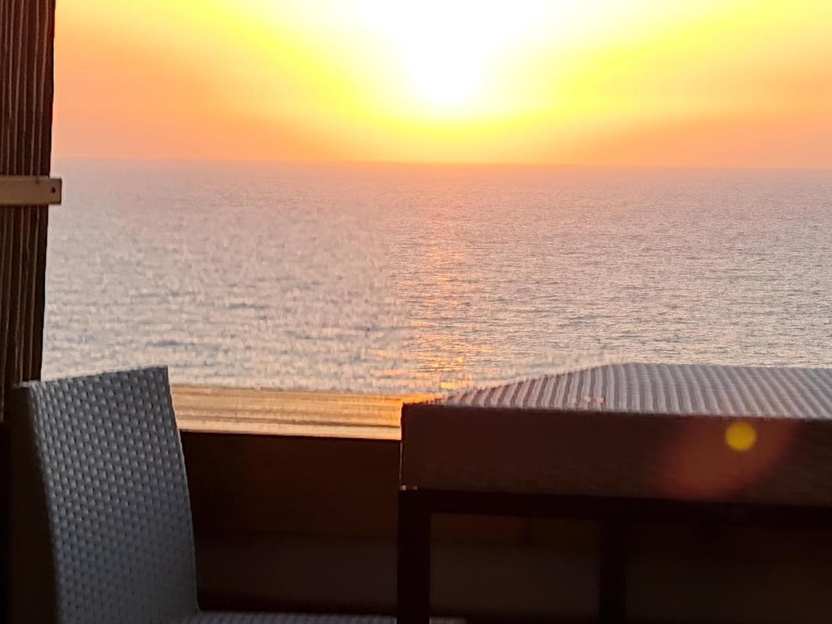 Magic On The Sea-Suites With A Private Jacuzzi And A Private Sea View Netanya Ngoại thất bức ảnh