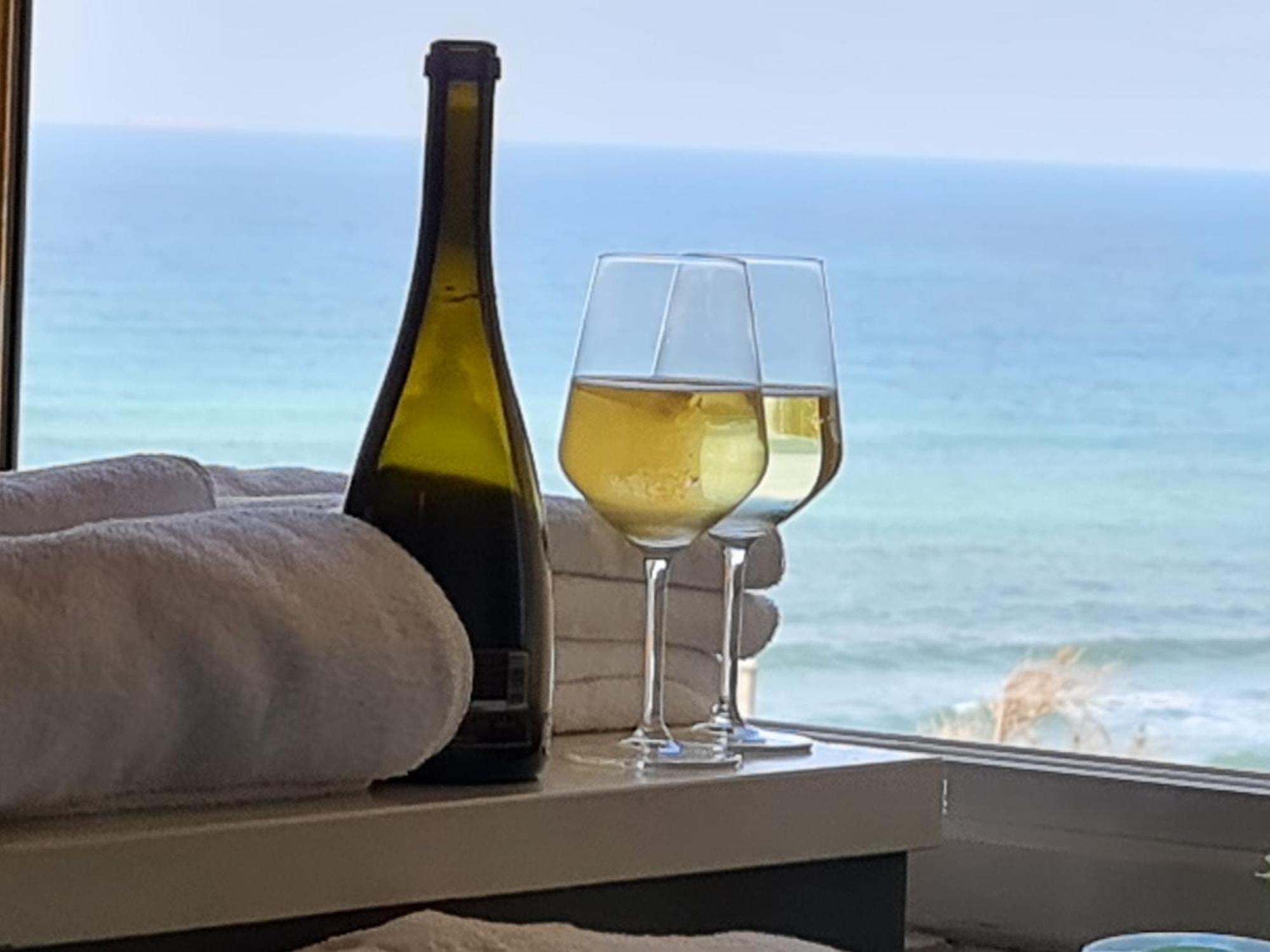 Magic On The Sea-Suites With A Private Jacuzzi And A Private Sea View Netanya Phòng bức ảnh